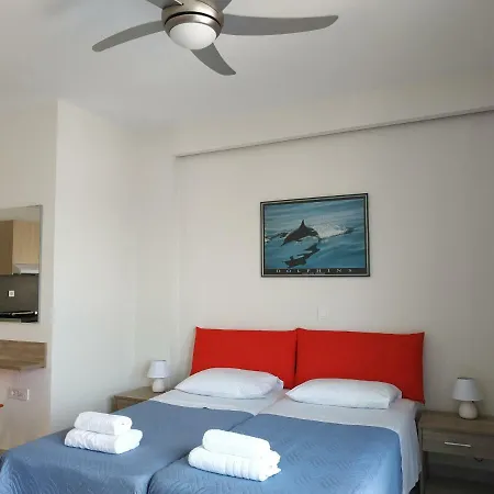 Guest house The 3 Brothers' Apts Chania (Crete)
